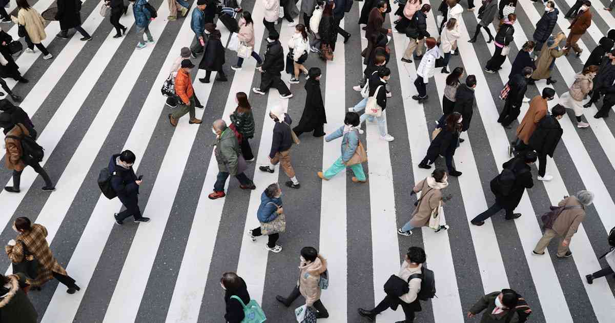 国内コロナ死者累計7万人　1カ月で1万人増、高水準 - 日本経済新聞