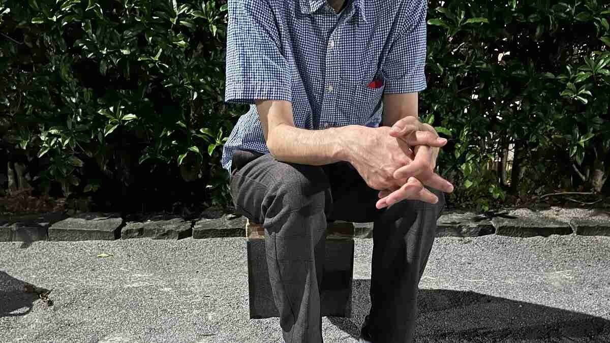 ゲイだと言い出せず、中1で酒に逃げアルコール依存症になったひきこもり男性「苦しんだ自分に意味はあった」と思えた出会い  | 集英社オンライン | ニュースを本気で噛み砕け