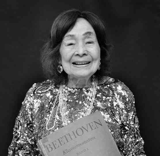 101才のピアニスト・室井摩耶子さん「好きなことに正直でいる」老いの楽しむ7つのルール (1/2)| 介護ポストセブン