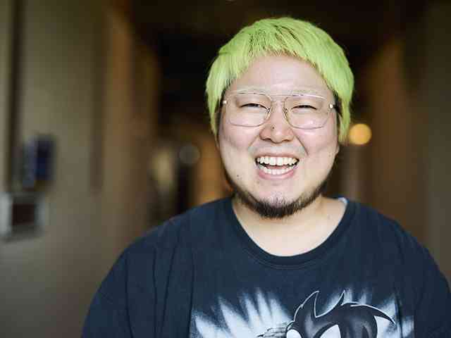 こっちのけんと「負けてもいい」「勝ち負けに差はない」新曲『ごくろうさん』に込めた思い - TOKYO FM+