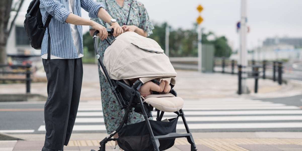 「ベビーカーは車道だろ」2人組男性から絡まれた…SNS投稿が物議　弁護士に聞く対処法は - 弁護士ドットコム