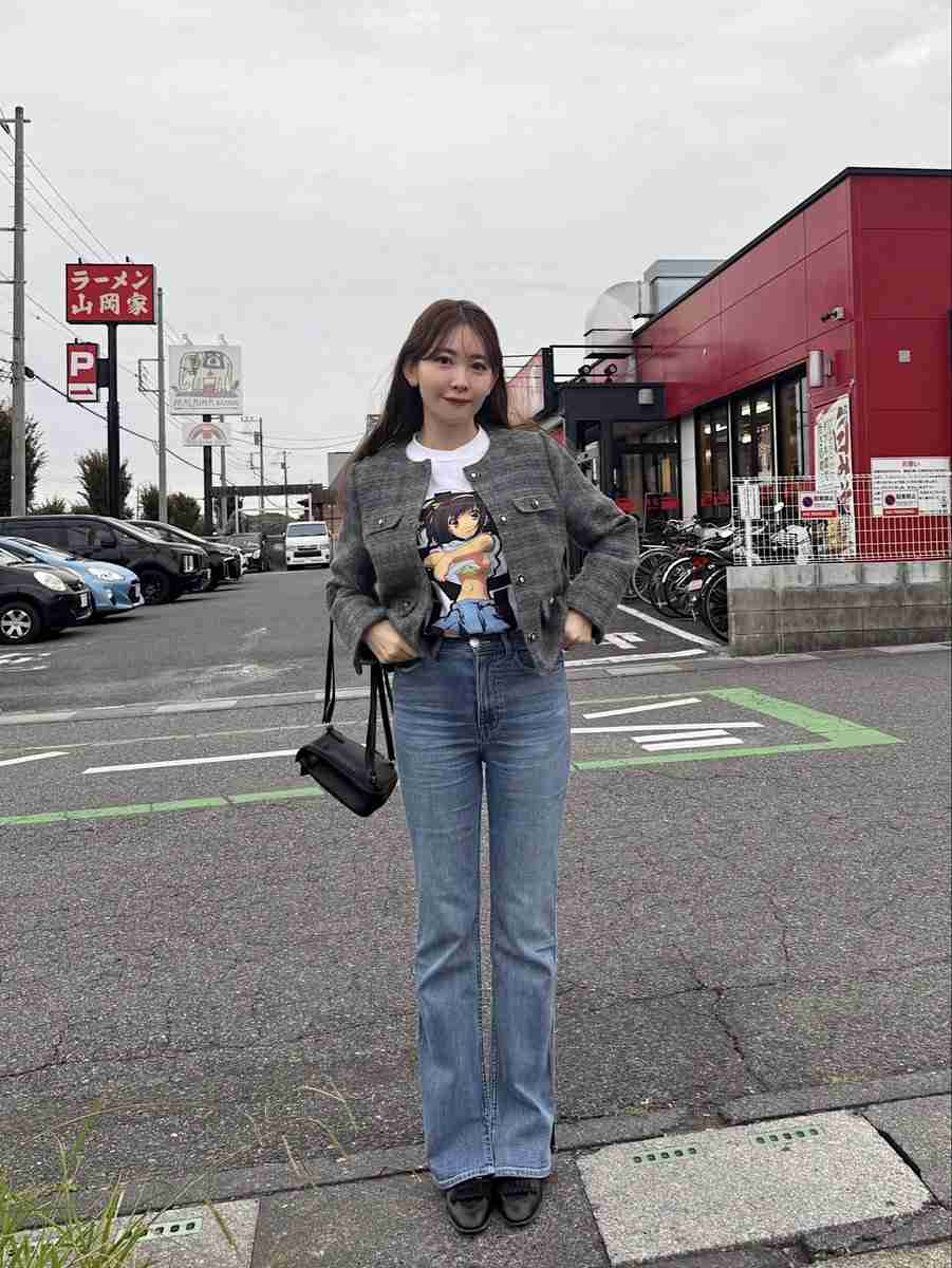 小嶋陽菜、私服Tシャツのアニメ柄にファン騒然!「オタでしたっけ?」「めっちゃ良いセンス」