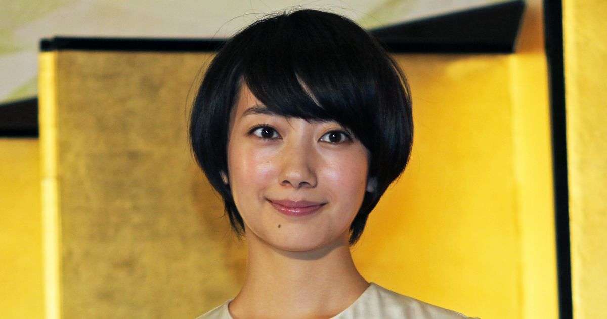 波瑠、朝ドラ当時に人間不信…女優をやめたいと思った過去｜シネマトゥデイ