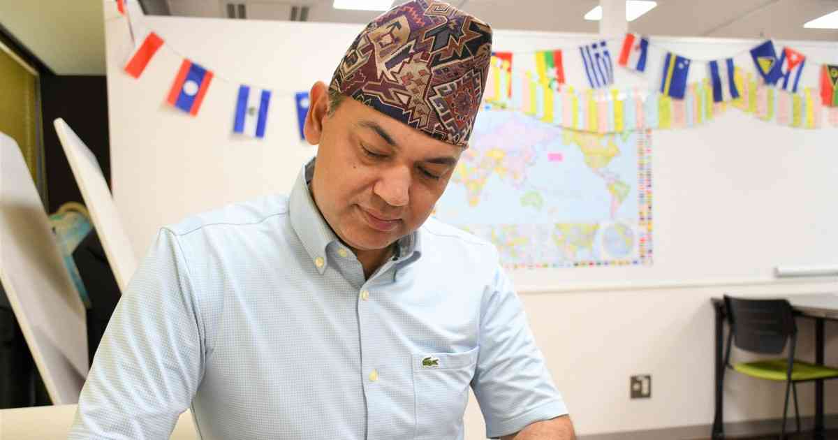 電車で急に心ない言葉　来日25年、ネパール人が震えた「初の恐怖」 | 毎日新聞