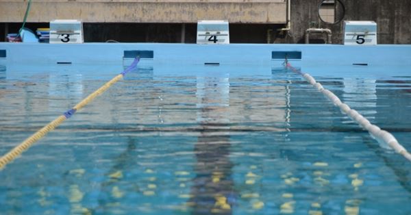 近藤真彦 思い出語る「水泳大会で1年間のコソ練した」 | 女性自身