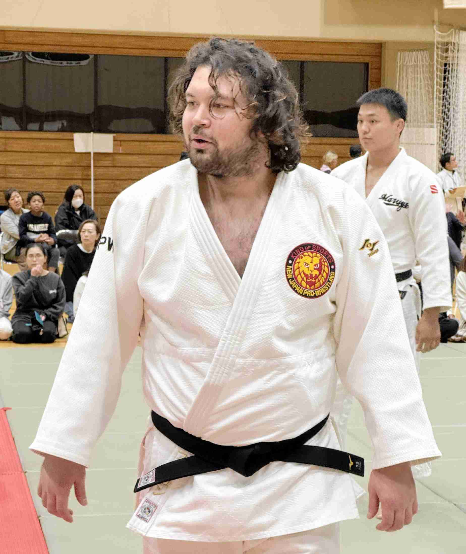 ウルフ・アロン　新日柔道着を初披露　ＥＶＩＬ対策に自信「大外刈りで負けたことがないので大丈夫」（デイリースポーツ） - Yahoo!ニュース