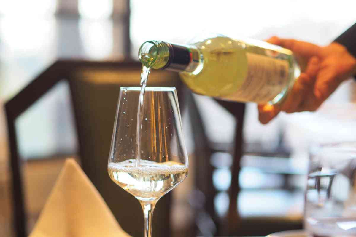 「気持ち多めで！」の注文をしてくる客へのスタッフの本音 「『はい』と言いつつマニュアル以上のことはしない」「善意につけこんでくるようでイヤ」…気持ちによるサービス要求の面倒くささ | マネーポストWEB