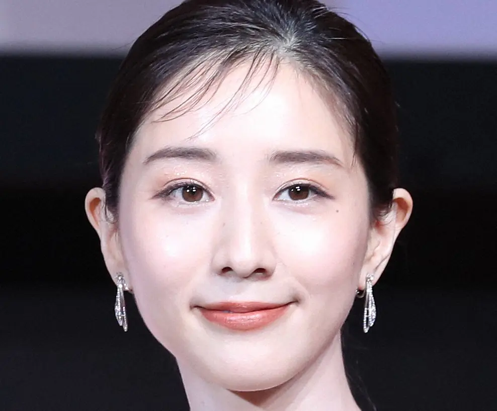 【記事全文】田中みな実　自宅ベッドのシーツ交換は「お手伝いさんにやってもらっている」と明かす　理由も説明 - スポニチ Sponichi Annex 芸能