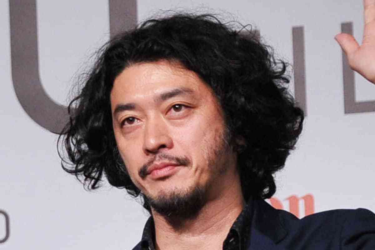 「抵抗できなかった…」映画監督・榊英雄被告の公判で被害女性が涙の訴え　恐怖で動けぬ極限状態