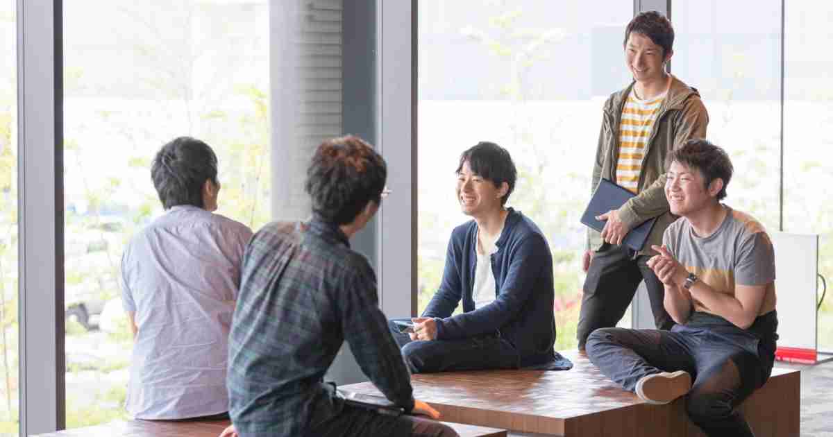 なぜ日本では、ネットの集団攻撃が生まれやすいのか | 「超」入門 空気の研究 | ダイヤモンド・オンライン