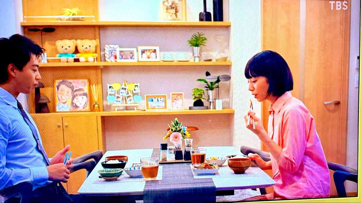 「左利きですが…」「関西では…」 『じゃあ、あんたが作ってみろよ』の”ご飯の位置”問題 300件超の議論白熱