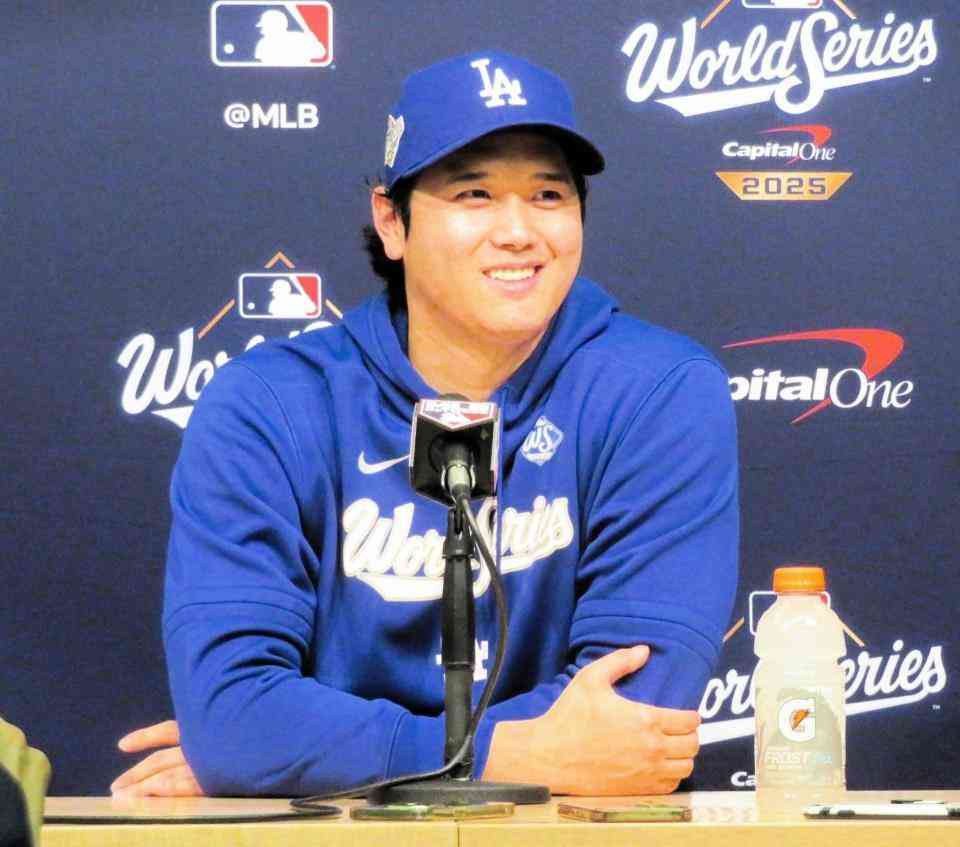 大谷翔平「お前は必要ない」初言及で大爆笑誘う　敵地大合唱で妻・真美子さんにいじられる「妻が好きなチャント」「家庭内で言われないように（笑）」