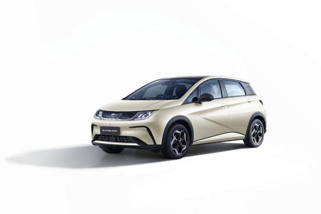 イオン、中国EVのセールへ　BYD車を実質で200万円前後から