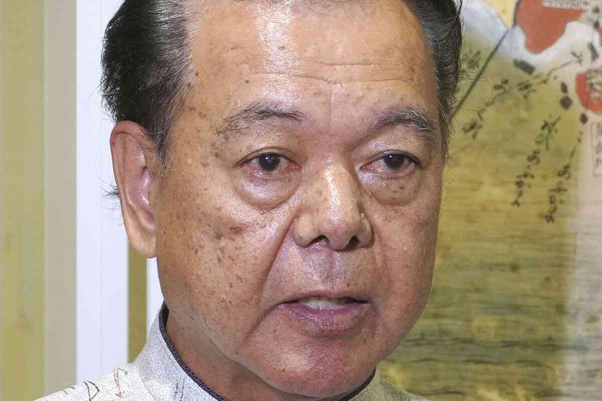 「向こうが抱きついてきた」「彼氏はオール沖縄の活動家」と告発者を攻撃　“田久保市長よりも悪質”沖縄県南城市「セクハラ市長」の悪あがき1年10カ月を地元記者が解説 | デイリー新潮