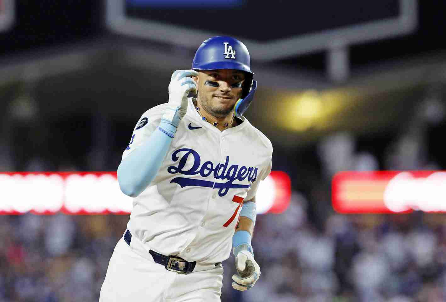 ドジャースに衝撃!! ロハスが来季限りでの現役引退を電撃発表！ シャンパンファイト最中にLA記者に激白「ここでキャリア終えたい」「波乱万丈だったよ」（THE DIGEST） - Yahoo!ニュース
