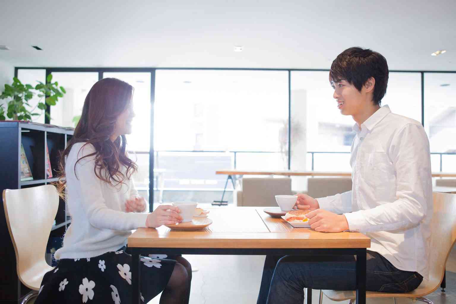 42歳で婚活を始めた女性の「地獄でしかなかった」体験談。お見合いで打診された“耐えがたい結婚の形”にア然