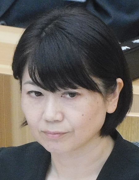 【ラブホ密会】前橋市長・小川晶(42)の乱倫すぎる私生活 《「ウチの夫も？」奥さま探偵団が暴いた！　》【先出し全文】（文春オンライン） - Yahoo!ニュース