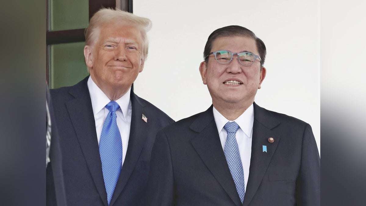 トランプ氏の印象問われ、石破首相「声高でかなり個性強烈」…会見で笑い誘う : 読売新聞