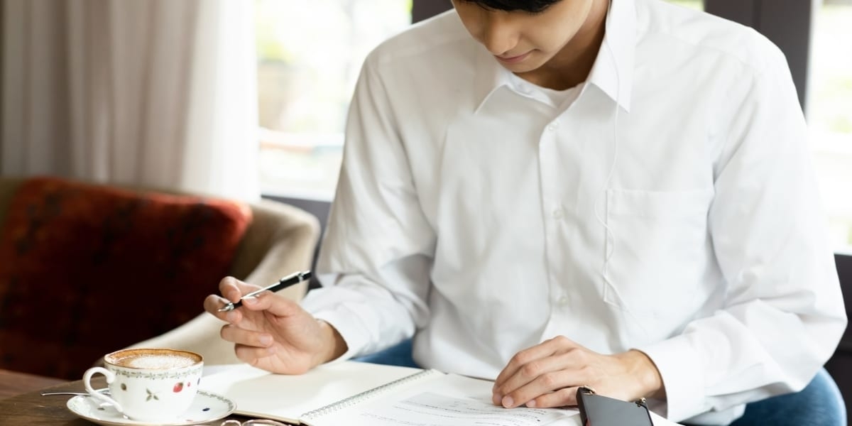 喫茶店で毎日「5時間勉強」はアリ？店に「退店」求められたら…応じる義務はある？ - 弁護士ドットコム