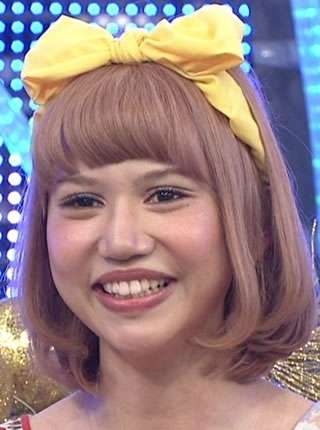 二重メイク