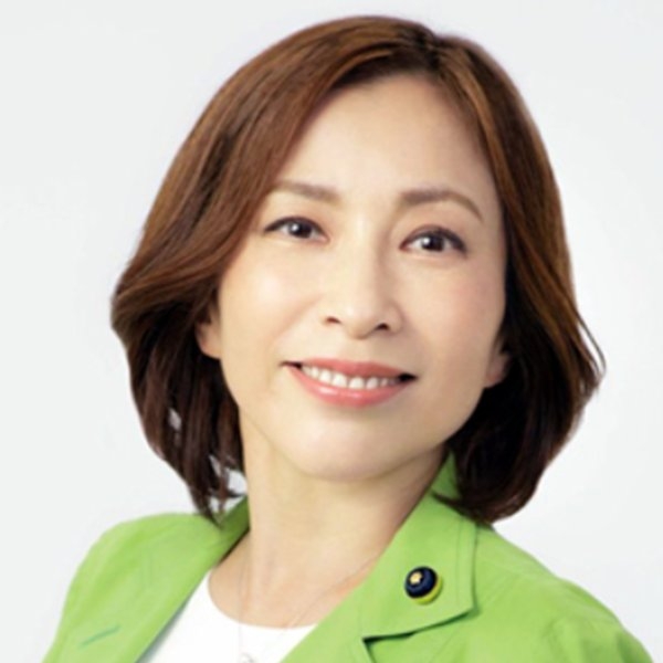 「浅はかすぎます」と批判続出…東京都議（60）　小池都知事のペンダントをXで「禍玉」呼び→輪島塗の指摘に謝罪＆投稿削除