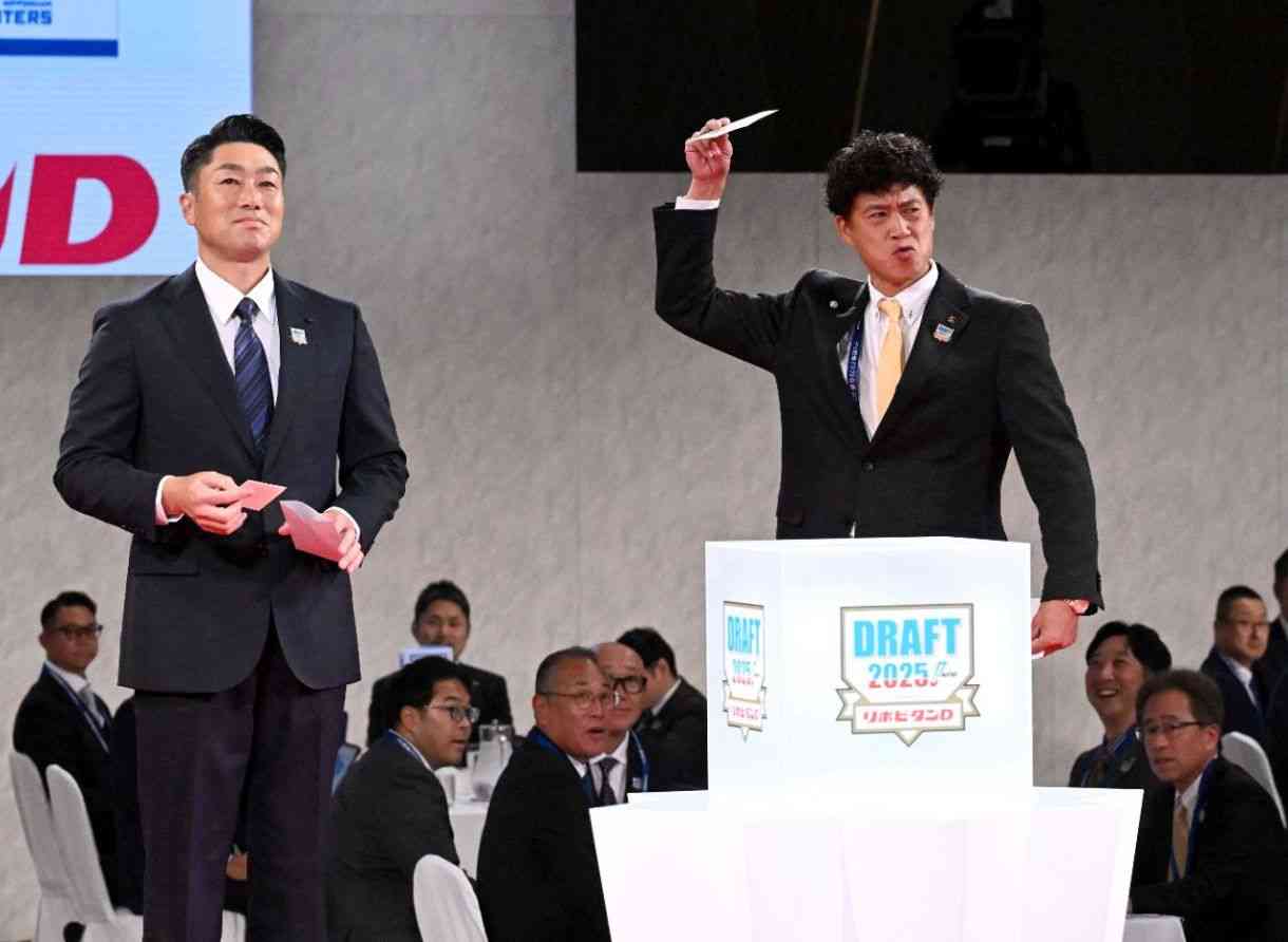 ソフトバンクが佐々木麟太郎の交渉権獲得　2球団競合指名に会場どよめく【ドラフト会議】　：「おっ！」でつながる地元密着のスポーツ応援メディア 西スポWEB OTTO!