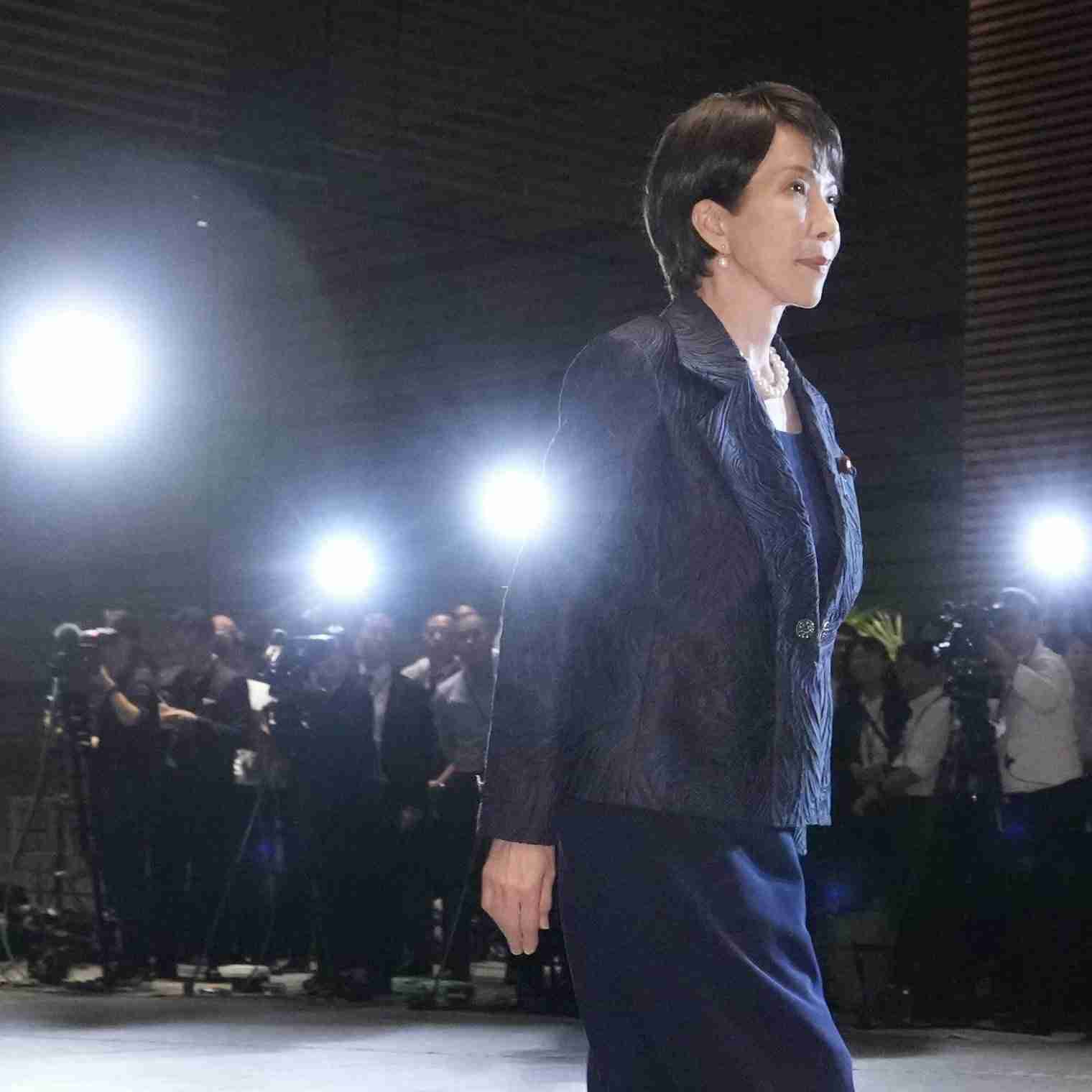 「高市官邸は経産省が支配」なぜアベノミクスの負の遺産を引き継ぐのか？ 増税、赤字国債、ムダ遣い志向色濃く（集英社オンライン） - Yahoo!ニュース