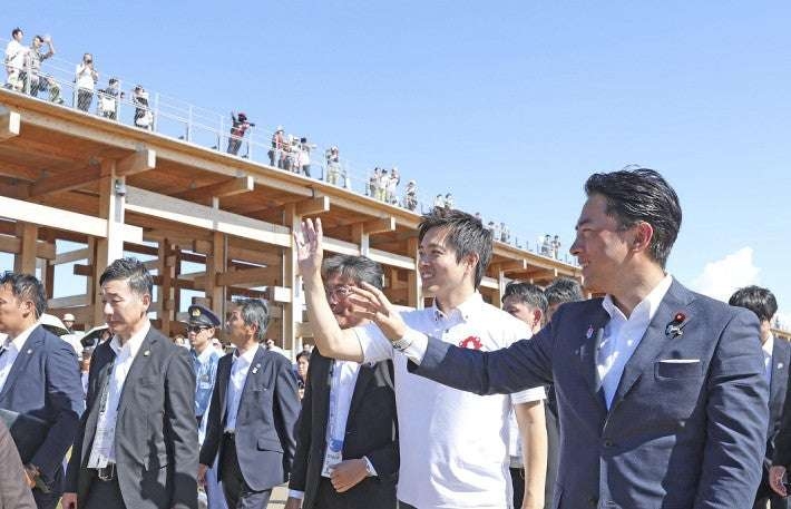 日本維新の会、小泉氏敗北に落胆「今後は不安しかない」「高市氏と両てんびんにかけるべきだった」