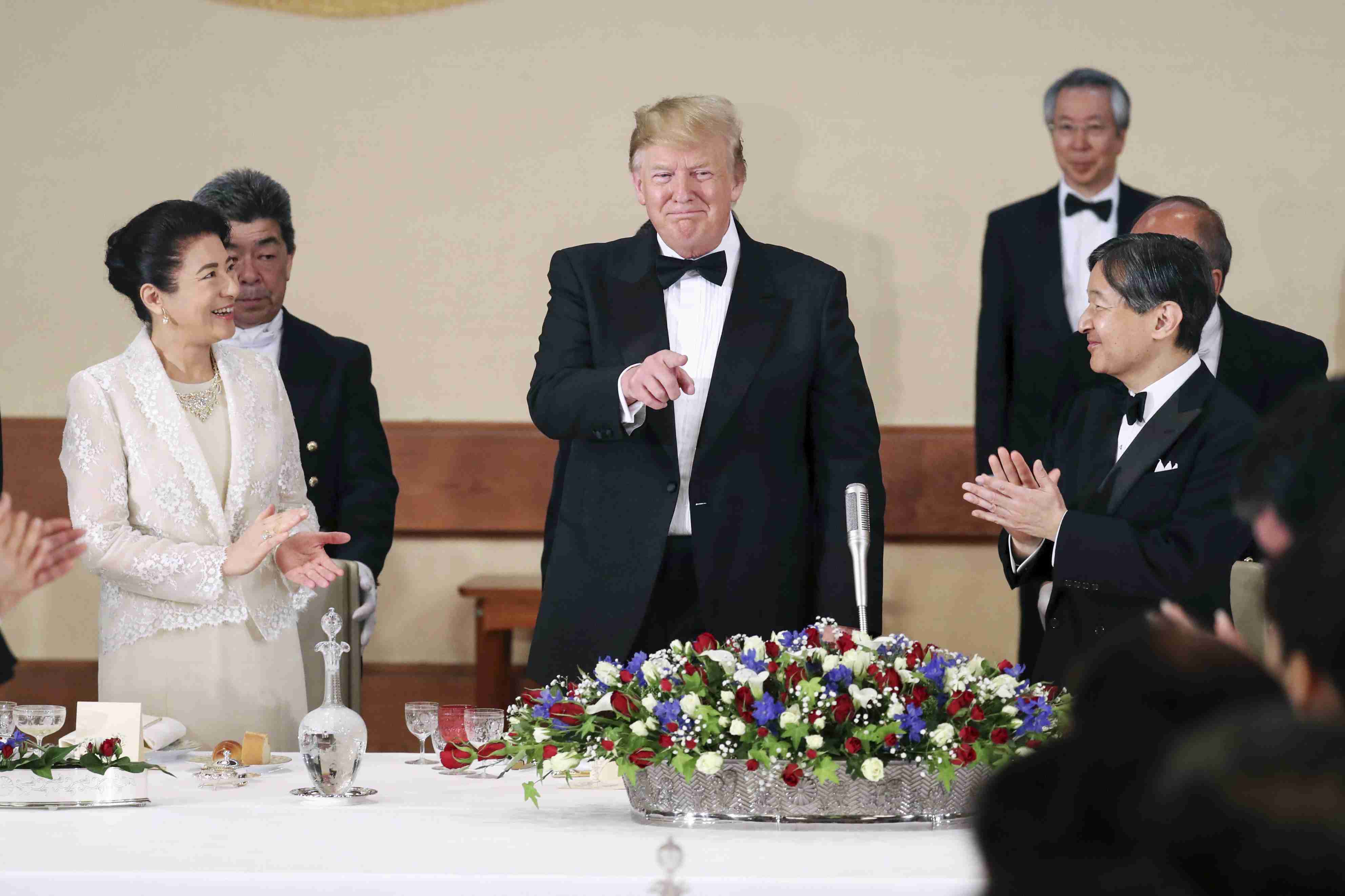 トランプ氏、皇室に憧れ 強い権威欲、懐柔利用も