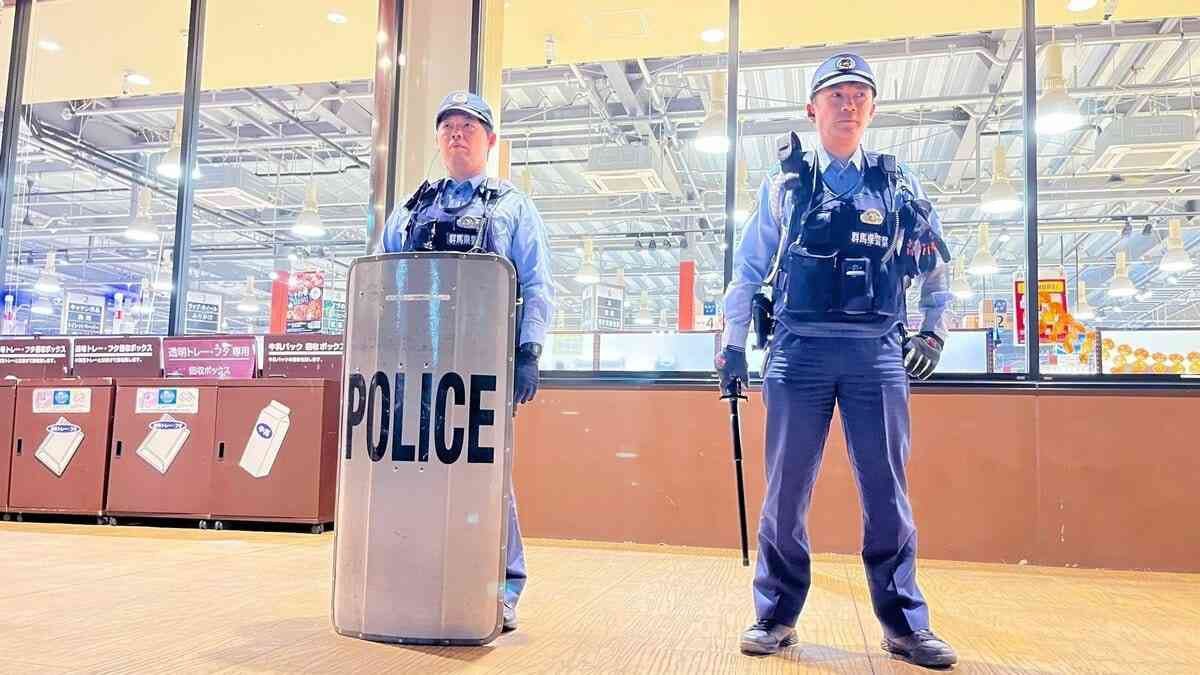 【速報】群馬・沼田市のスーパーにクマが侵入　客の70代男性が襲われけが　命に別状なし | TBS NEWS DIG