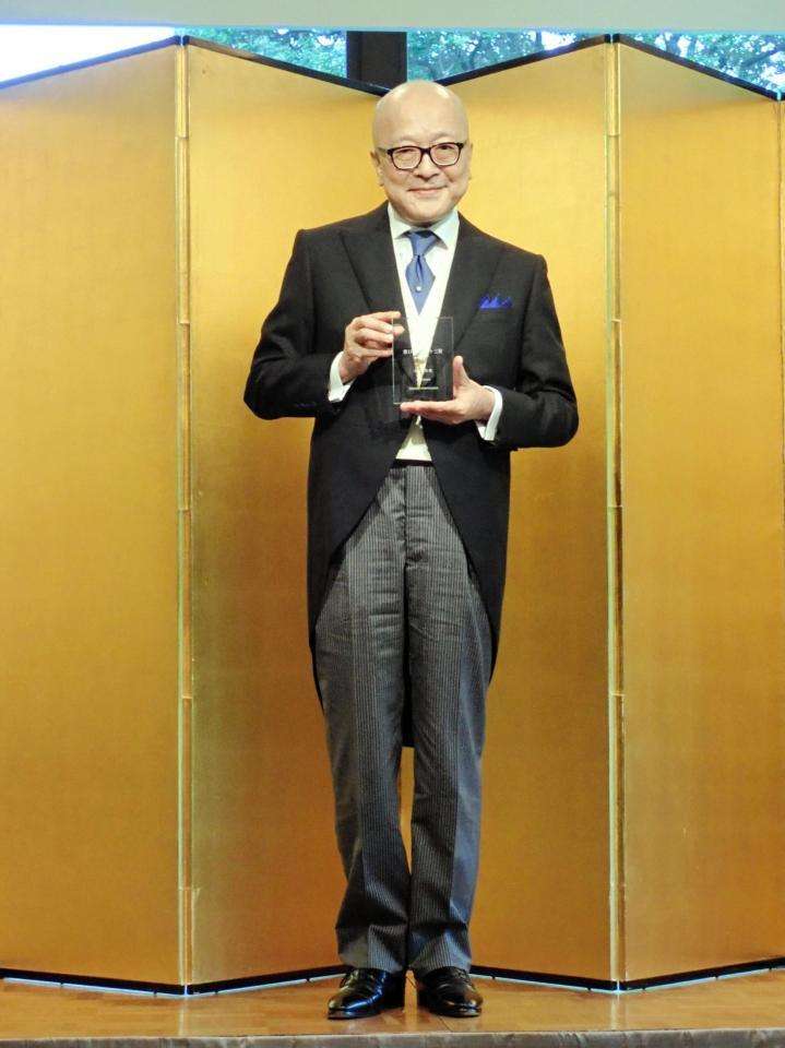がんステージ４公表の山田五郎氏　リンパや骨に転移し腰椎を圧迫骨折、手術できず抗がん剤治療　現在の体重も明かす