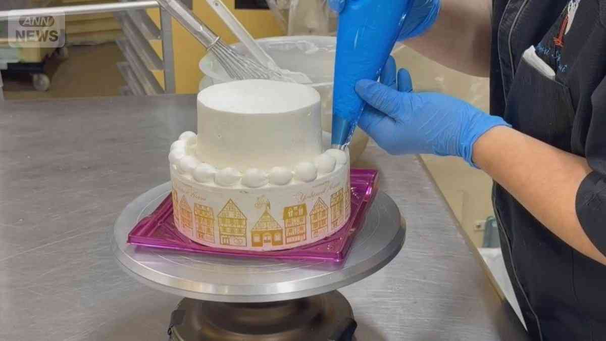 材料費高騰でクリスマスケーキ値上げへ 卵価格は「エッグショック」に迫る勢い