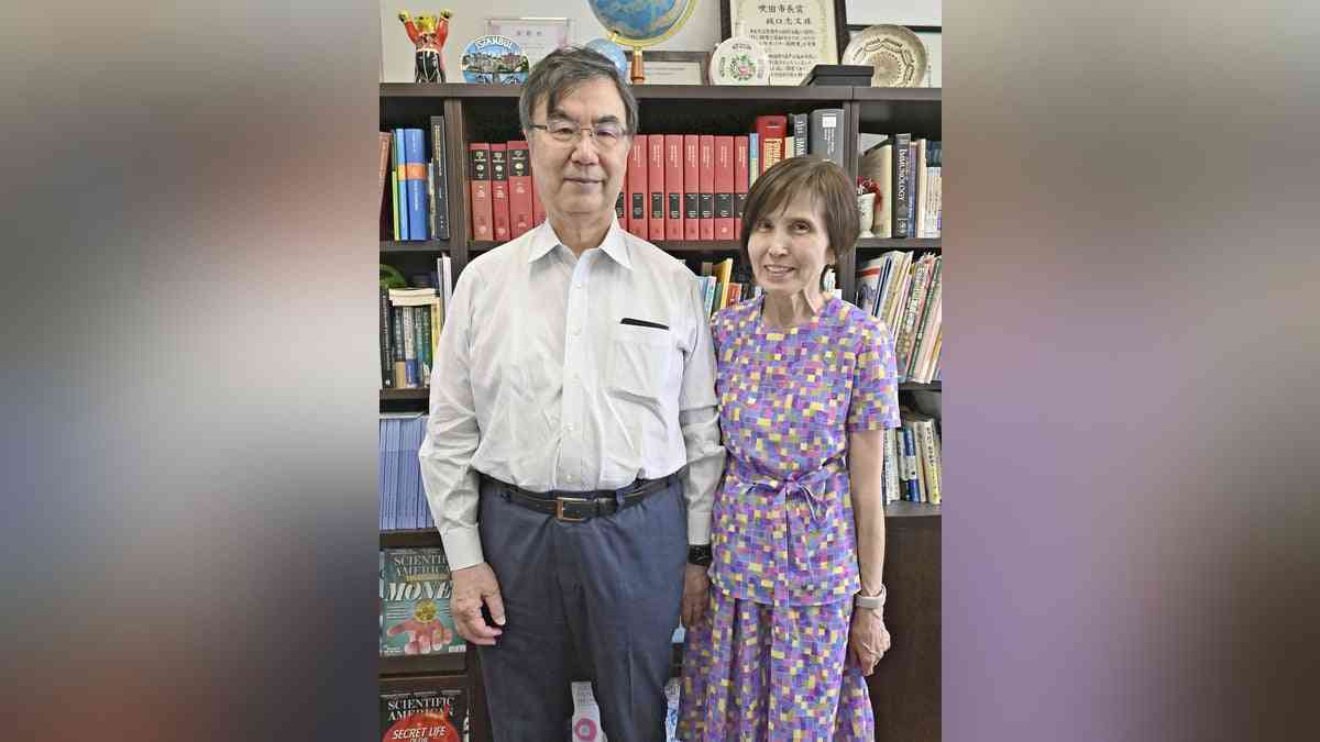ノーベル賞の坂口志文さん、医師の妻・教子さんが実験サポート「一緒に同じ景色を見てきた同志」 : 読売新聞