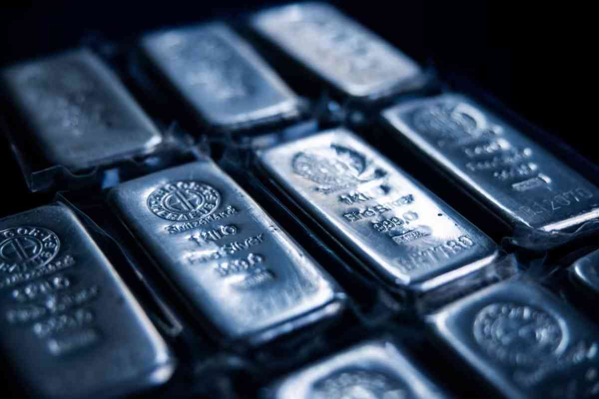 金だけではない貴金属高騰 銀が一時50ドル突破、1980年以来の高値 | ガールズちゃんねる - Girls Channel -