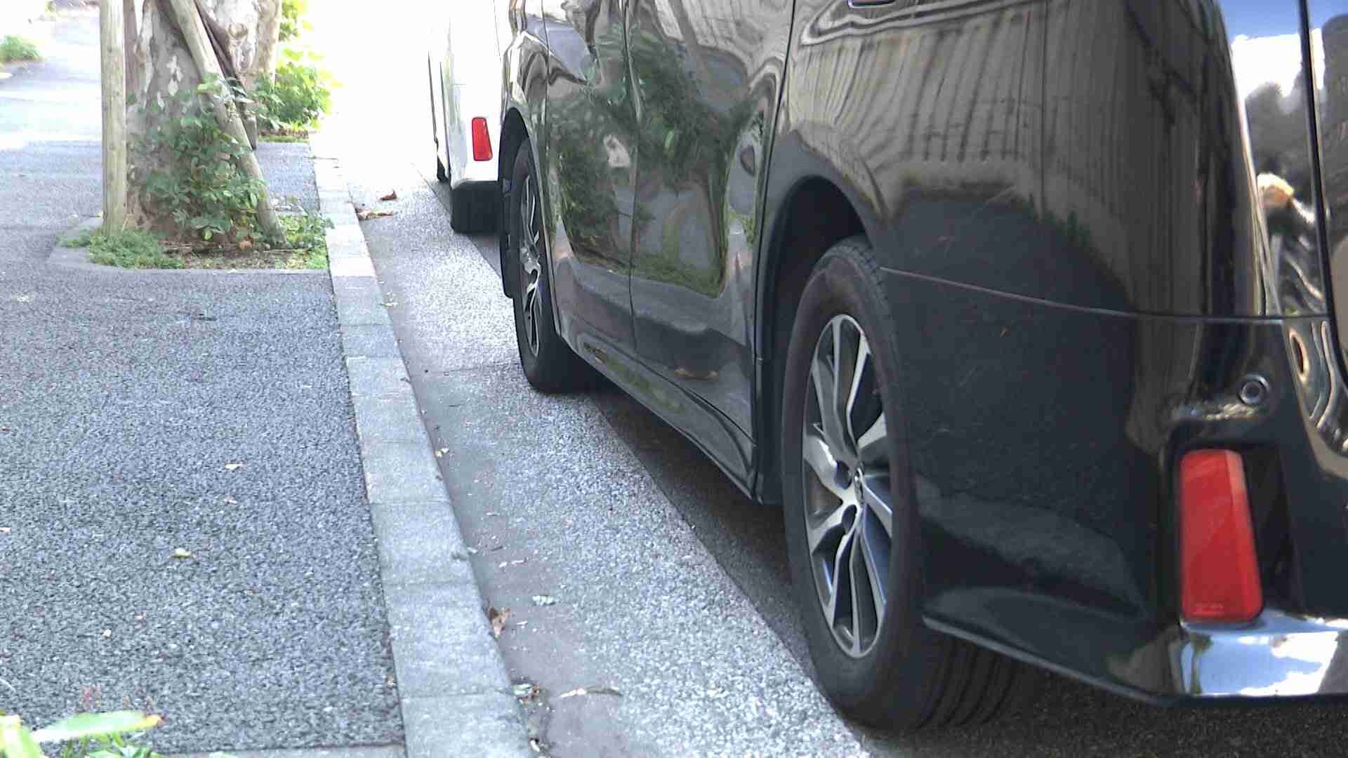 現金約1億円入りバッグ盗まれる「車の中からお金が…」路上駐車の車窓ガラス割られ　現場から男数人逃走を目撃　東京・築地（FNNプライムオンライン（フジテレビ系）） - Yahoo!ニュース