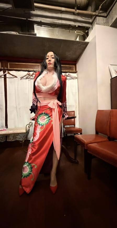 再婚した川﨑麻世　21歳年下妻と夫婦でハロウィンコスプレ！「クオリティ高すぎます〜！！！」「混ざりたい」