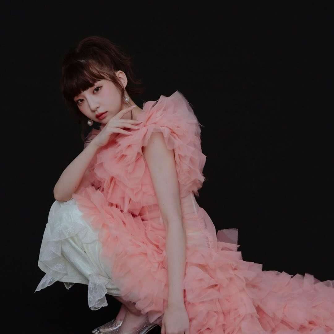 ogiyuka_ippaiwarae216(荻野由佳)様のインスタのフォロワー数の推移(2019-03-11～)と人気投稿、フォロワー購入疑惑等を確認 -さてはフォロワー買いました？by Woomy