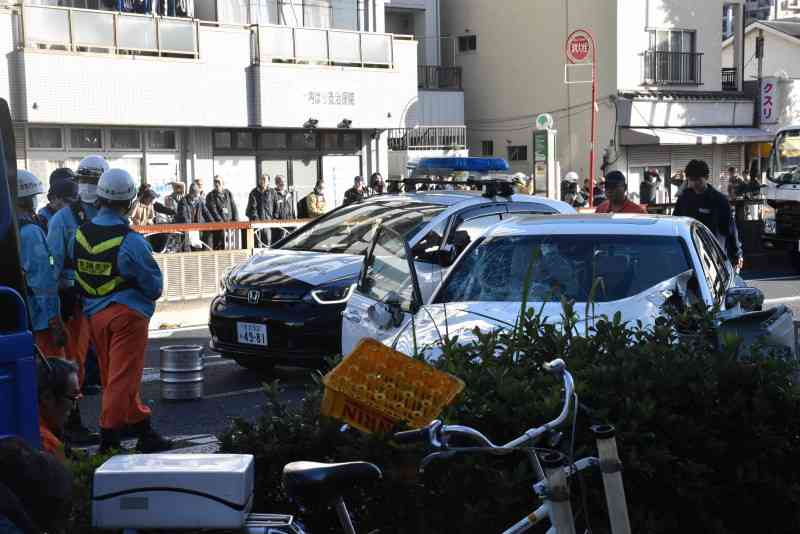 「やばい、よけて!」暴走盗難車の恐怖　運転手が目撃した一部始終（毎日新聞） - Yahoo!ニュース