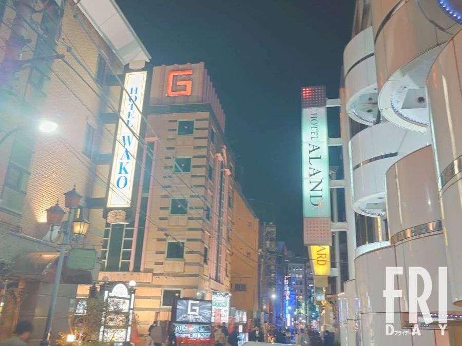 歌舞伎町の立ちんぼ界隈で「マイナンバー確認」が流行中⁉　未成年女子が年齢偽装をする“新手口”（FRIDAY） - Yahoo!ニュース