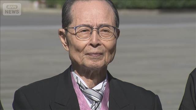 【速報】文化勲章親授式　陛下が王貞治さんら8人へ勲章授与（テレビ朝日系（ANN）） - Yahoo!ニュース