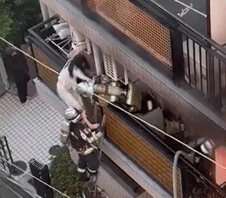 性的暴行…20代女性、アパートで襲われる　恐怖の17時間　部屋に入ってきた男逮捕、同意なく性交した疑い　母が通報「娘が知らない男に」　防カメで特定され「身に覚えがありません」と語った会社員28歳