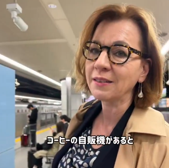 「本当に助かりますね」　駐日ドイツ大使が早朝の新幹線ホームで感動した便利なものとは