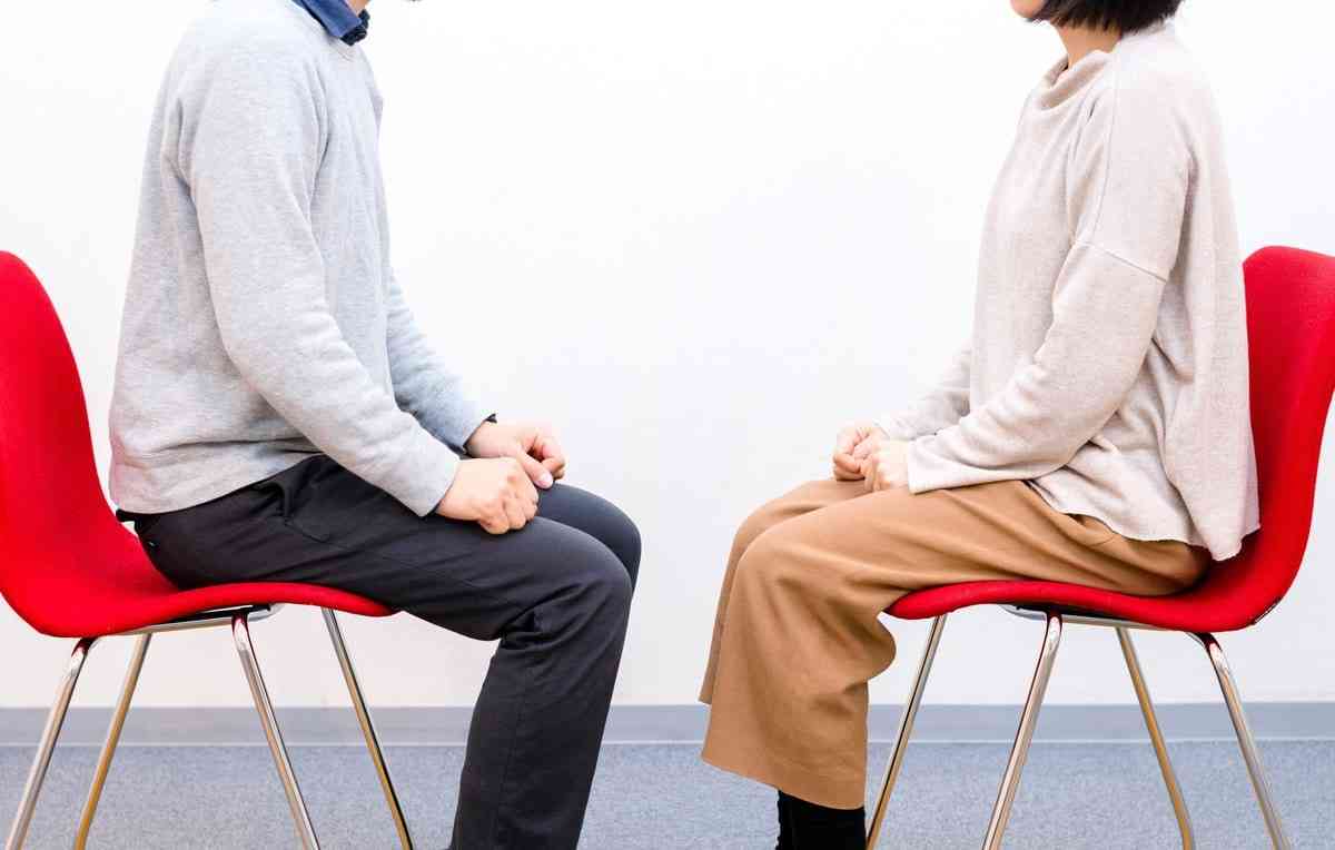 「40代の女はオバさんにしか見えない」婚活男の発言にドン引き。「彼女はいつも10歳下」と豪語する男の正体【専門家助言】 | FORZA STYLE｜ファッション＆ライフスタイル[フォルツァスタイル]
