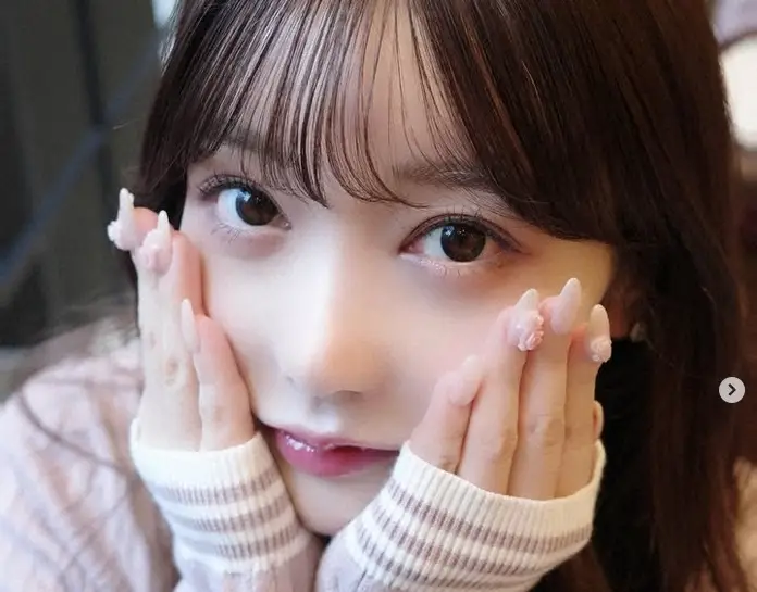 【記事全文】人気ユーチューバー、靖国神社で撮影した動画が物議…のちに謝罪「知識不足でごめんなしゃい」 - スポニチ Sponichi Annex 芸能