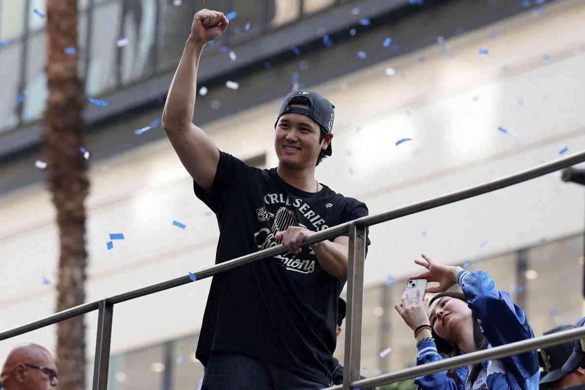 ドジャース・大谷翔平が押すベビーカーにファン急接近＆撮影　動画拡散で物議「赤ちゃんに近づきすぎ」＝海外報道 | 東スポWEB