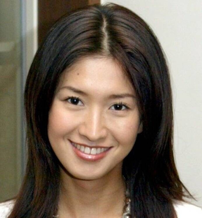 高市内閣で“抜てき”！元タレント森下千里議員のスカートスーツ姿「美しすぎる」「さすが」「昔からファン」芸能界引退から６年 - スポーツ報知