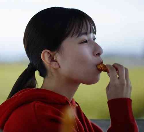 芳根京子「100％全力で生きると決めています」仕事もプライベートも遊びも