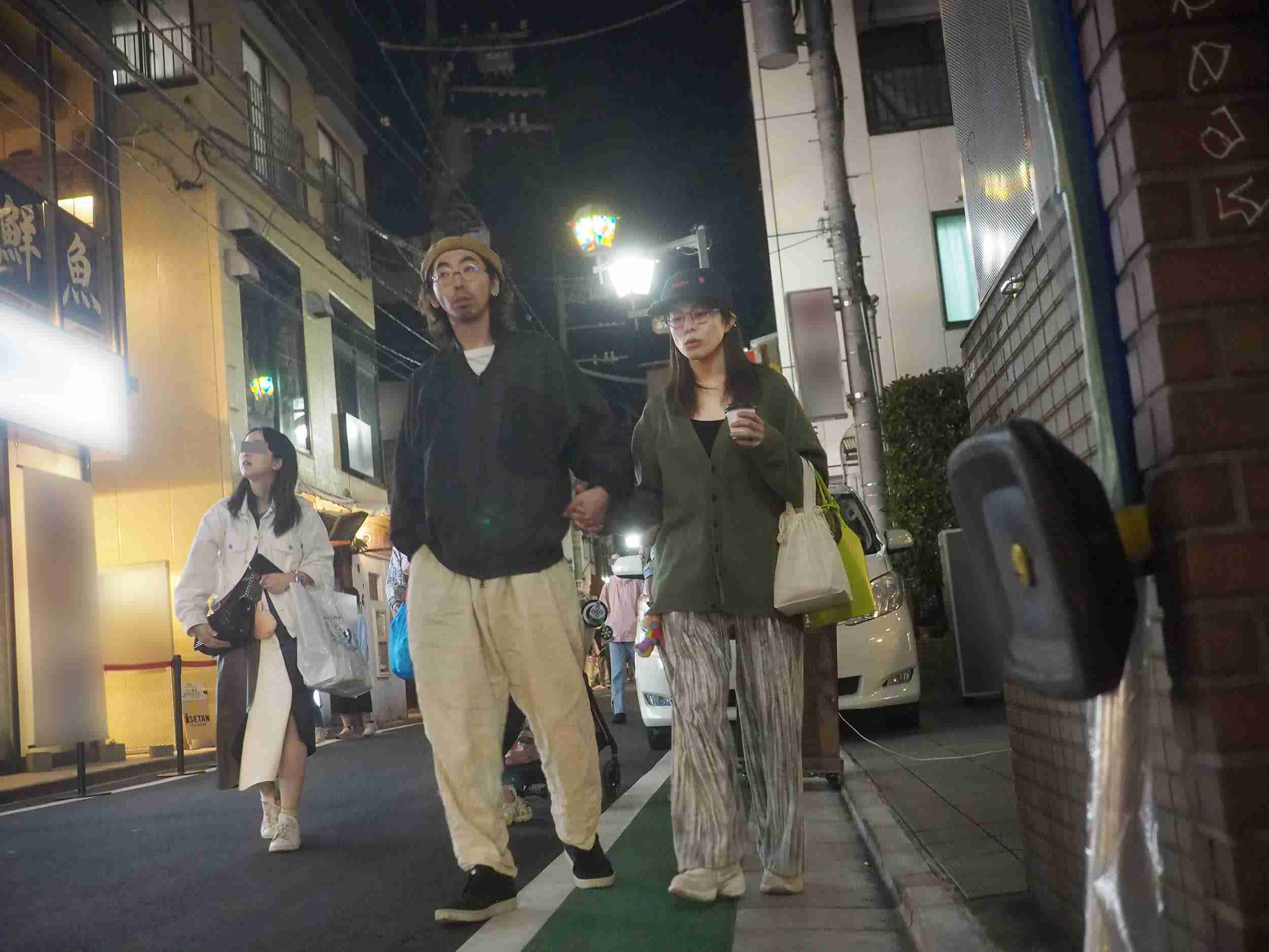 柄本時生＆さとうほなみが結婚発表「感謝と初心を忘れず、ふたりで歩んで参ります」じゃれ合う2ショット披露　36歳同学年カップル