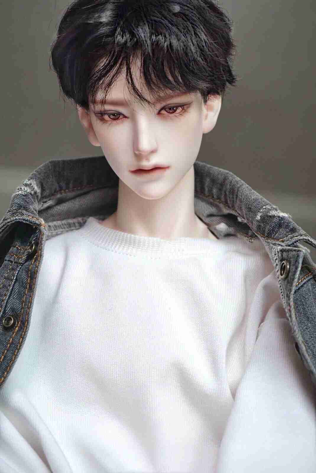 ｢初音ミクとの結婚式｣で大炎上…｢ミクの夫(42)｣が顔出し･実名で