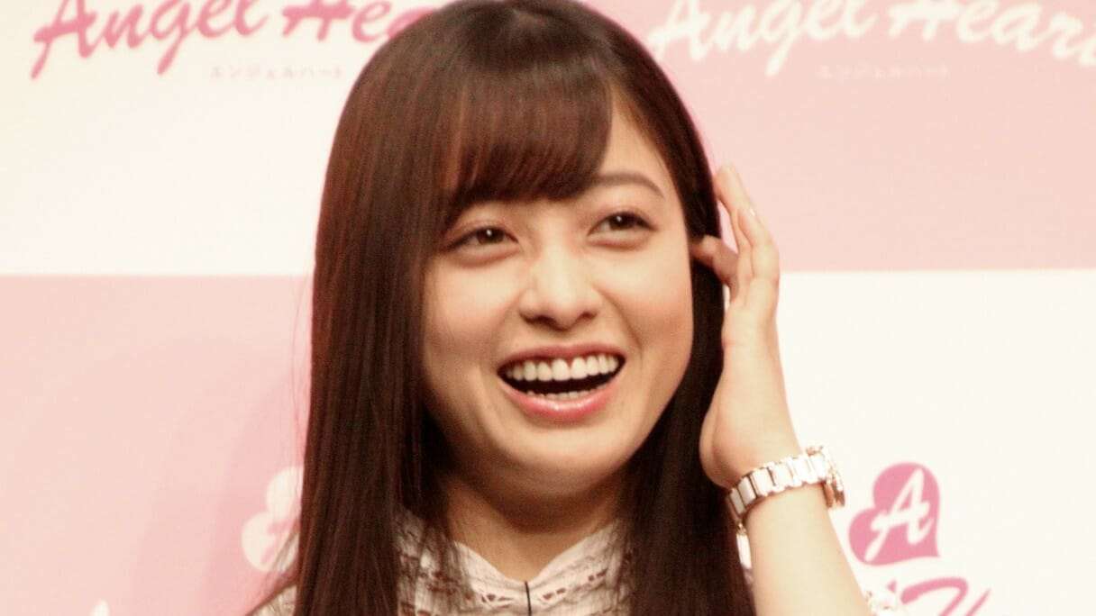 橋本環奈、最新写真集が「微妙な売り上げ」の理由と前作ドーピング商法 